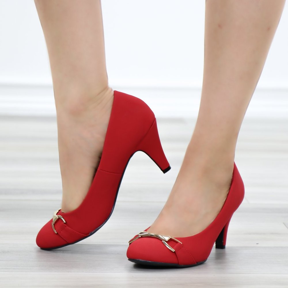 Red Vintage Style Round Toe Comfort Pumps - Picture 10 of 11